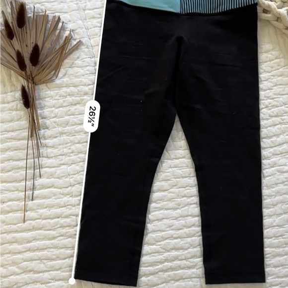 Lululemon Kids Black Capri Athletic Leggings Sz M - Picture 3 of 9
